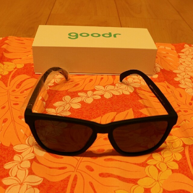 新品 グダー goodr サングラス  メンズのファッション小物(サングラス/メガネ)の商品写真