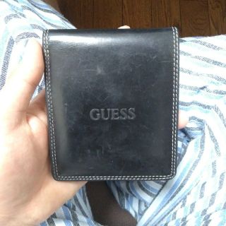 ゲス(GUESS)のGUESS 　（ゲス）　　二つ折り財布(折り財布)