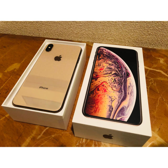 Apple(アップル)のiPhone xs max au 256gb  スマホ/家電/カメラのスマートフォン/携帯電話(スマートフォン本体)の商品写真