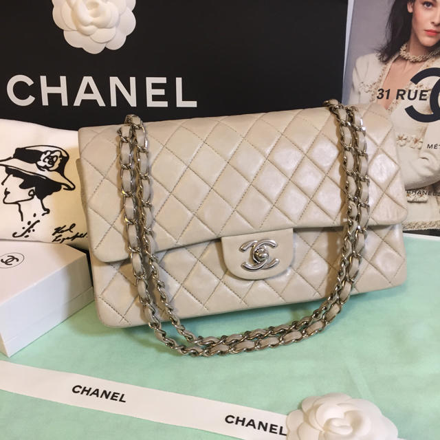 CHANEL(シャネル)のCHANEL シャネル ダブルフラップ マトラッセ レディースのバッグ(ショルダーバッグ)の商品写真