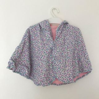 ミキハウス(mikihouse)のmikihouse リバーシブルポンチョ 花柄 70〜90cm(ジャケット/コート)