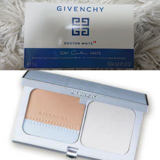 ジバンシィ(GIVENCHY)のGIVENCHY☆ファンデーション ホワイトコンパクト(ファンデーション)