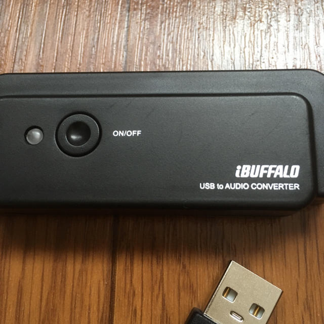 Buffalo(バッファロー)のiBUFFALO USBオーディオ変換ケーブル BSHSAU01BK スマホ/家電/カメラのPC/タブレット(PC周辺機器)の商品写真