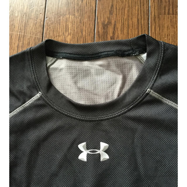 UNDER ARMOUR(アンダーアーマー)のアンダーアーマー Tシャツ スポーツ/アウトドアのトレーニング/エクササイズ(トレーニング用品)の商品写真