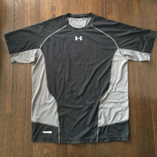 アンダーアーマー(UNDER ARMOUR)のアンダーアーマー Tシャツ(トレーニング用品)