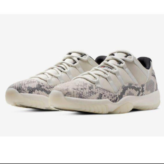 【28.5cm】AIR JORDAN 11 RETRO LOW LE