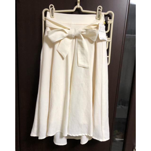 Rope' Picnic(ロペピクニック)の美シルエットスカート サイズ36 ホワイト レディースのスカート(ひざ丈スカート)の商品写真