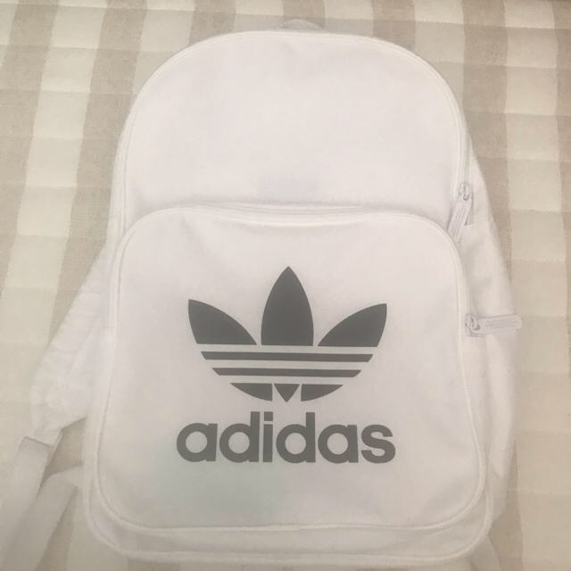 adidas(アディダス)のadidas リュック メンズのバッグ(バッグパック/リュック)の商品写真