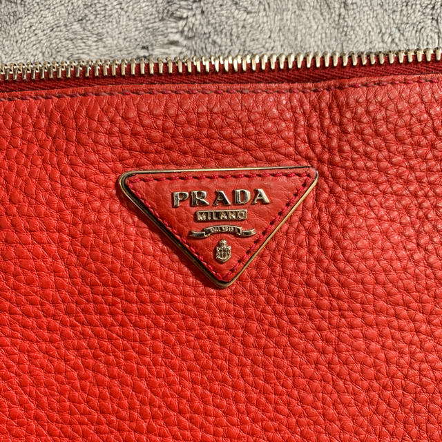 PRADA(プラダ)のRIRI様専用 レディースのバッグ(ショルダーバッグ)の商品写真