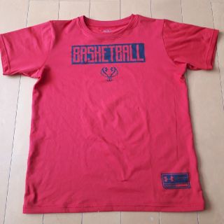 アンダーアーマー(UNDER ARMOUR)の160㎝　アンダーアーマー　Tシャツ　レッド(Tシャツ/カットソー)