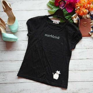 マーブルインク(marble ink)の新品！マーブルインク☆ブランドロゴ×猫ちゃんプリント☆Tシャツ(Tシャツ/カットソー(半袖/袖なし))