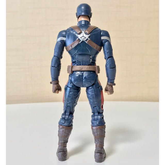 MARVEL(マーベル)のハズブロ マーベルレジェンド キャプテンアメリカ ステルススーツ 中古品 箱欠品 エンタメ/ホビーのフィギュア(アメコミ)の商品写真