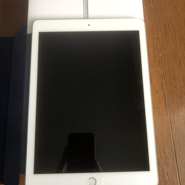 iPad 6世代 32ギガ wifiPC/タブレット