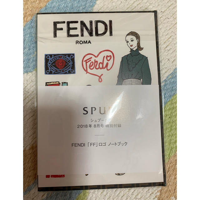 FENDI(フェンディ)のSPUR付録♡フェンディ♡ノート♡ステッカー付き♡新品未開封 インテリア/住まい/日用品の文房具(ノート/メモ帳/ふせん)の商品写真