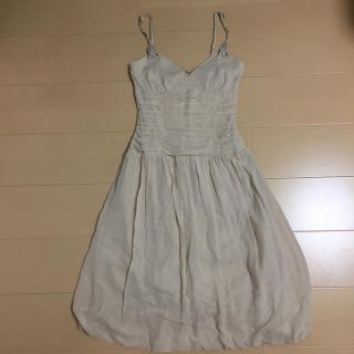 ビーシービージーマックスアズリア(BCBGMAXAZRIA)のBCBG MAXAZRIA ビーズストラップワンピース(ひざ丈ワンピース)