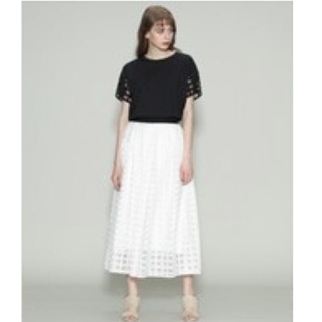 GRACE CONTINENTAL(グレースコンチネンタル)のグレースコンチネンタル チェックメッシュスカート CLASSY ホワイト 36 レディースのスカート(ひざ丈スカート)の商品写真