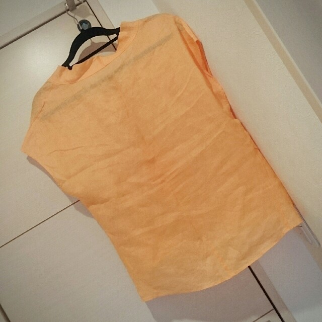 ZARA(ザラ)のCOLLEGE GALLARDAGALANTE⭐麻 トップス オレンジ レディースのトップス(シャツ/ブラウス(半袖/袖なし))の商品写真