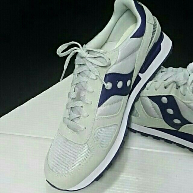 SAUCONY(サッカニー)の最値!新品!ｻｯｶﾆｰ ｼｬﾄﾞｩ ｵﾘｼﾞﾅﾙｽ高級ﾚｻﾞｰｽﾆｰｶｰ 28 メンズの靴/シューズ(スニーカー)の商品写真