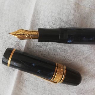 モンブラン(MONTBLANC)の【希少価値高】モンブラン 万年筆 作家シリーズ エドガーアランポー(ペン/マーカー)