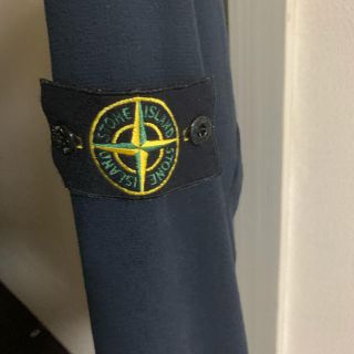 ストーンアイランド(STONE ISLAND)のストーンアイランド スウェットシャツ 極美品(スウェット)