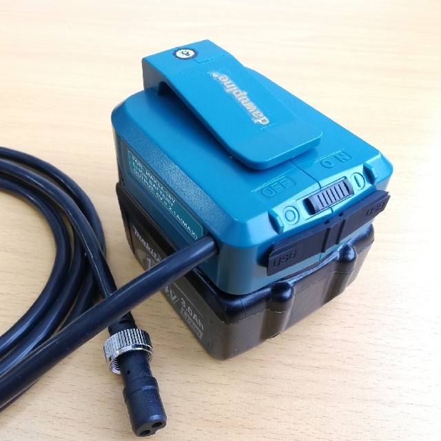 LEDライト搭載！ダイワ シマノ対応マキタコード USBスイッチ付！おまけ付！ スポーツ/アウトドアのフィッシング(その他)の商品写真