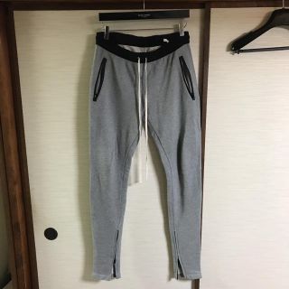 フィアオブゴッド(FEAR OF GOD)のfog essentials スウェットパンツ(スウェット)