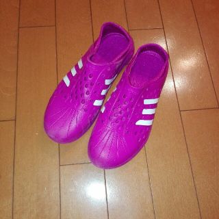 アディダス(adidas)のadidas　サンダル　23.5㎝(サンダル)