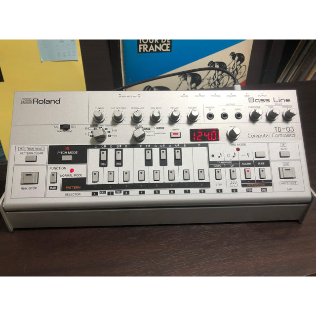 Roland(ローランド)の[最終値下げ]Roland Boutique TB-03 楽器の鍵盤楽器(キーボード/シンセサイザー)の商品写真