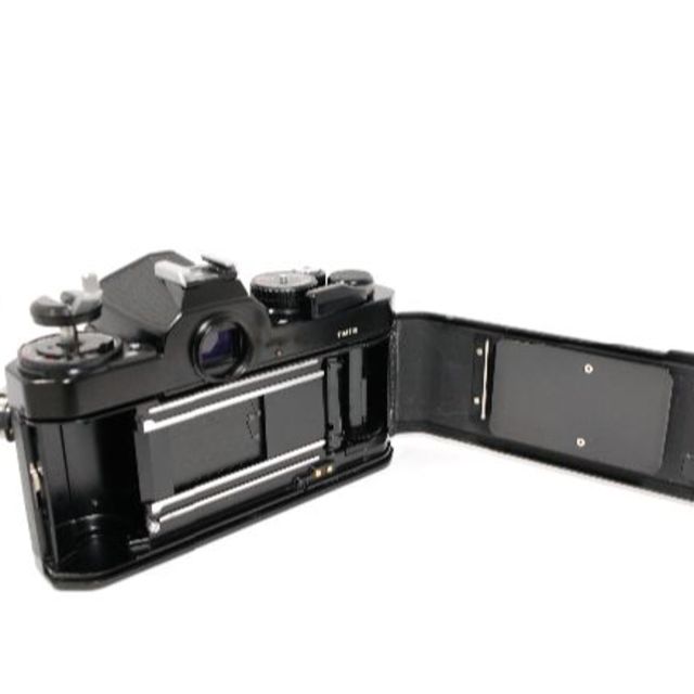 Nikon(ニコン)のNikon FE2　フィルムカメラ 本体 スマホ/家電/カメラのカメラ(フィルムカメラ)の商品写真