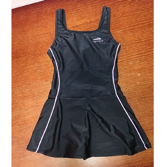 TIGORA(ティゴラ)のスクール水着  スカート  パンツ  TIGORA キッズ/ベビー/マタニティのキッズ服女の子用(90cm~)(水着)の商品写真