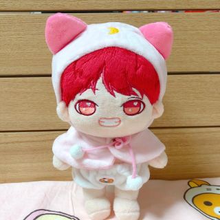 ボウダンショウネンダン(防弾少年団(BTS))のぬいぐるみ 20cm 服 ピンク(アイドルグッズ)