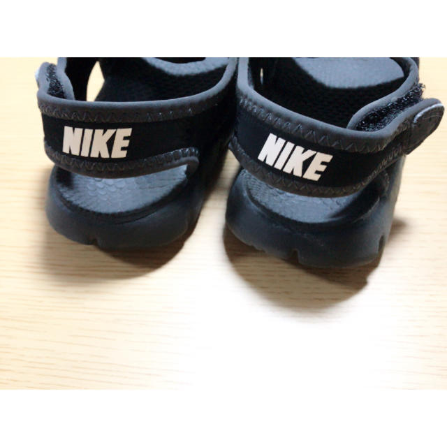 NIKE(ナイキ)のNIKE サンダル 13cm キッズ/ベビー/マタニティのベビー靴/シューズ(~14cm)(サンダル)の商品写真
