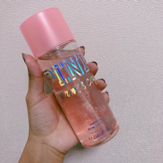 ヴィクトリアズシークレット(Victoria's Secret)のPINK ボディミスト ラメ(香水(女性用))