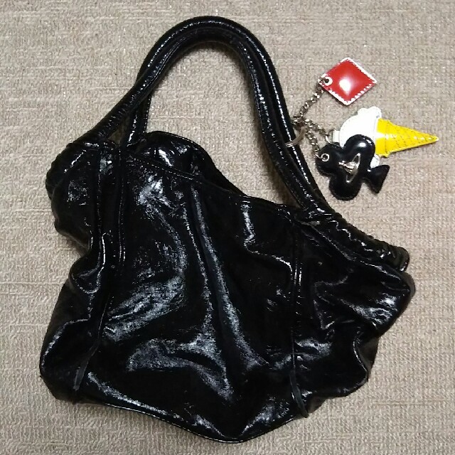 Vivienne Westwood(ヴィヴィアンウエストウッド)のハンドバッグ レディースのバッグ(ハンドバッグ)の商品写真