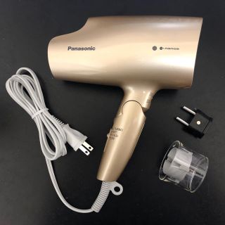 パナソニック(Panasonic)のパナソニック ヘアードライヤー ナノケア EH-NA5A-N（海外・国内両用）(ドライヤー)