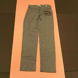 アバクロンビーアンドフィッチ(Abercrombie&Fitch)の【新品タグ付】アバクロ スキニーパンツ(カジュアルパンツ)