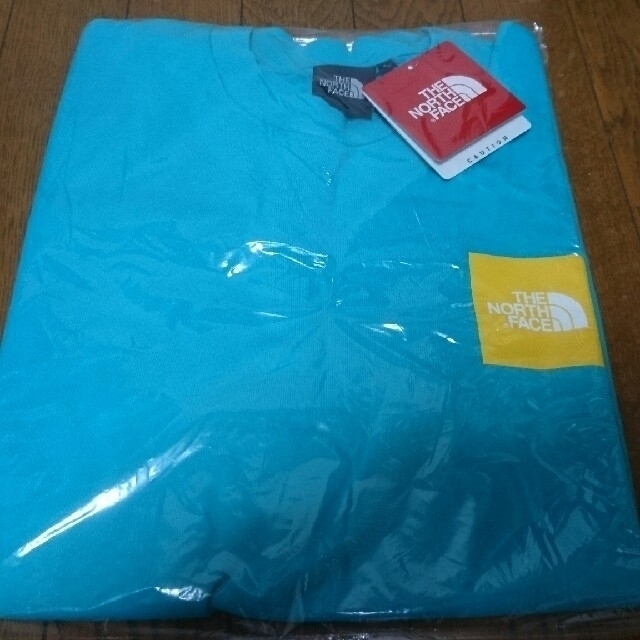 THE NORTH FACE(ザノースフェイス)のL ノースフェイス スクエアロゴティー NT31900 イオンブルー IL 春夏 メンズのトップス(Tシャツ/カットソー(半袖/袖なし))の商品写真