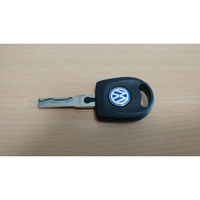 Volkswagen(フォルクスワーゲン)の送料込■中古■VWキー フォルクスワーゲン キー 自動車/バイクの自動車(車種別パーツ)の商品写真