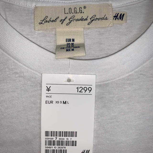 H&M(エイチアンドエム)の☆新品☆ H&M Ｔシャツ メンズのトップス(Tシャツ/カットソー(半袖/袖なし))の商品写真