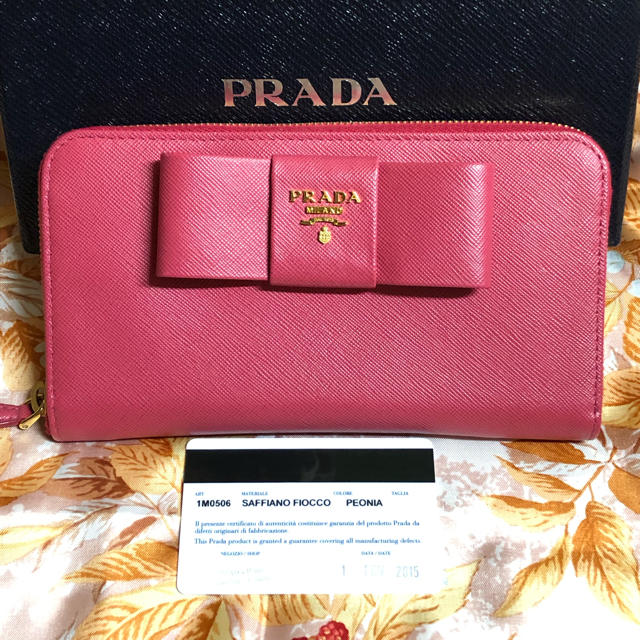 美品 PRADA プラダ サフィアーノ リボン ラウンドファスナー長財布