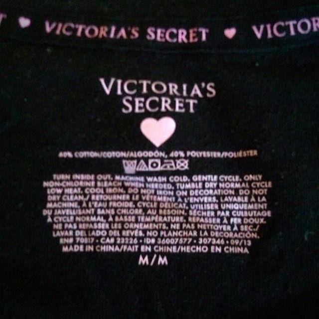 Victoria's Secret(ヴィクトリアズシークレット)のビクシー ロンT レディースのトップス(Tシャツ(長袖/七分))の商品写真