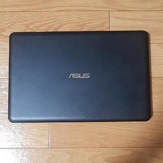 Wibdows10搭載ノートパソコン【ASUS】e202s