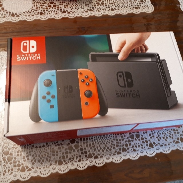 Nintendo Switch(ニンテンドースイッチ)の任天堂スイッチ エンタメ/ホビーのゲームソフト/ゲーム機本体(家庭用ゲーム機本体)の商品写真