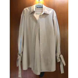 ザラ(ZARA)の美品 今期 ZARA ザラ オーバーサイズシャツ ライン 袖リボン(シャツ/ブラウス(長袖/七分))