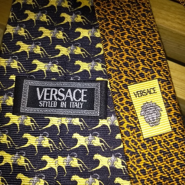 VERSACE(ヴェルサーチ)のVERSACE　ネクタイ メンズのファッション小物(ネクタイ)の商品写真