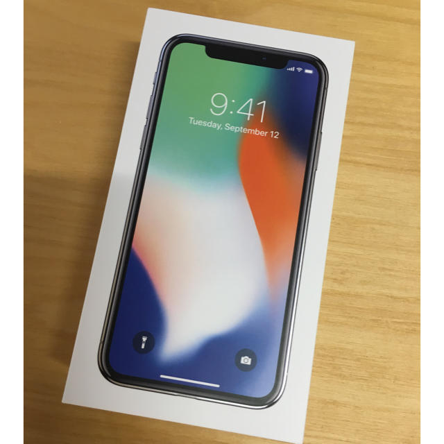 iPhone X 64GB シルバー docomo SIMロック解除保証メーカー