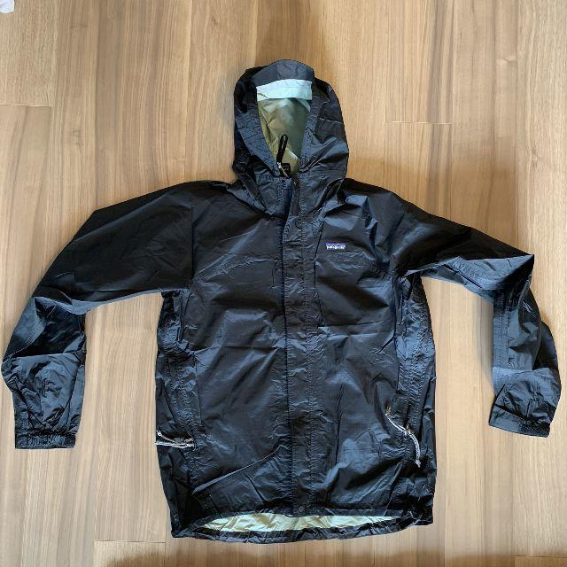 patagonia(パタゴニア)のスーパーセルジャケット？/サイズM/black/83730 メンズのジャケット/アウター(ナイロンジャケット)の商品写真