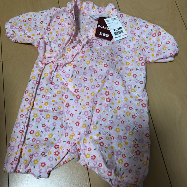 【新品】浴衣 ロンパース 花柄ピンク キッズ/ベビー/マタニティのベビー服(~85cm)(甚平/浴衣)の商品写真