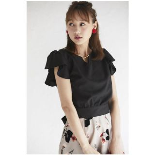 トッコ(tocco)の即完売♡新品♡トッコ♡ 3WAYリボンつきショート丈レディブラウス♡ブラック(シャツ/ブラウス(半袖/袖なし))