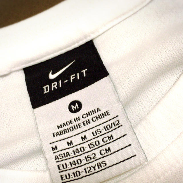 NIKE(ナイキ)のみすず3様専用　ナイキ   DR I-F I T  美品 レディースのトップス(Tシャツ(半袖/袖なし))の商品写真